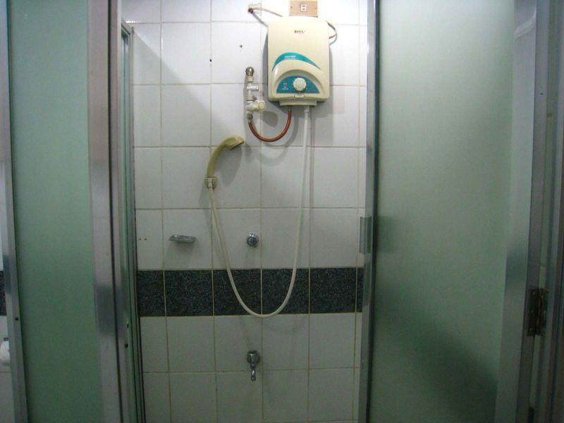 ซัลเซโด สวีทส์ Aparthotel Makati City ภายนอก รูปภาพ