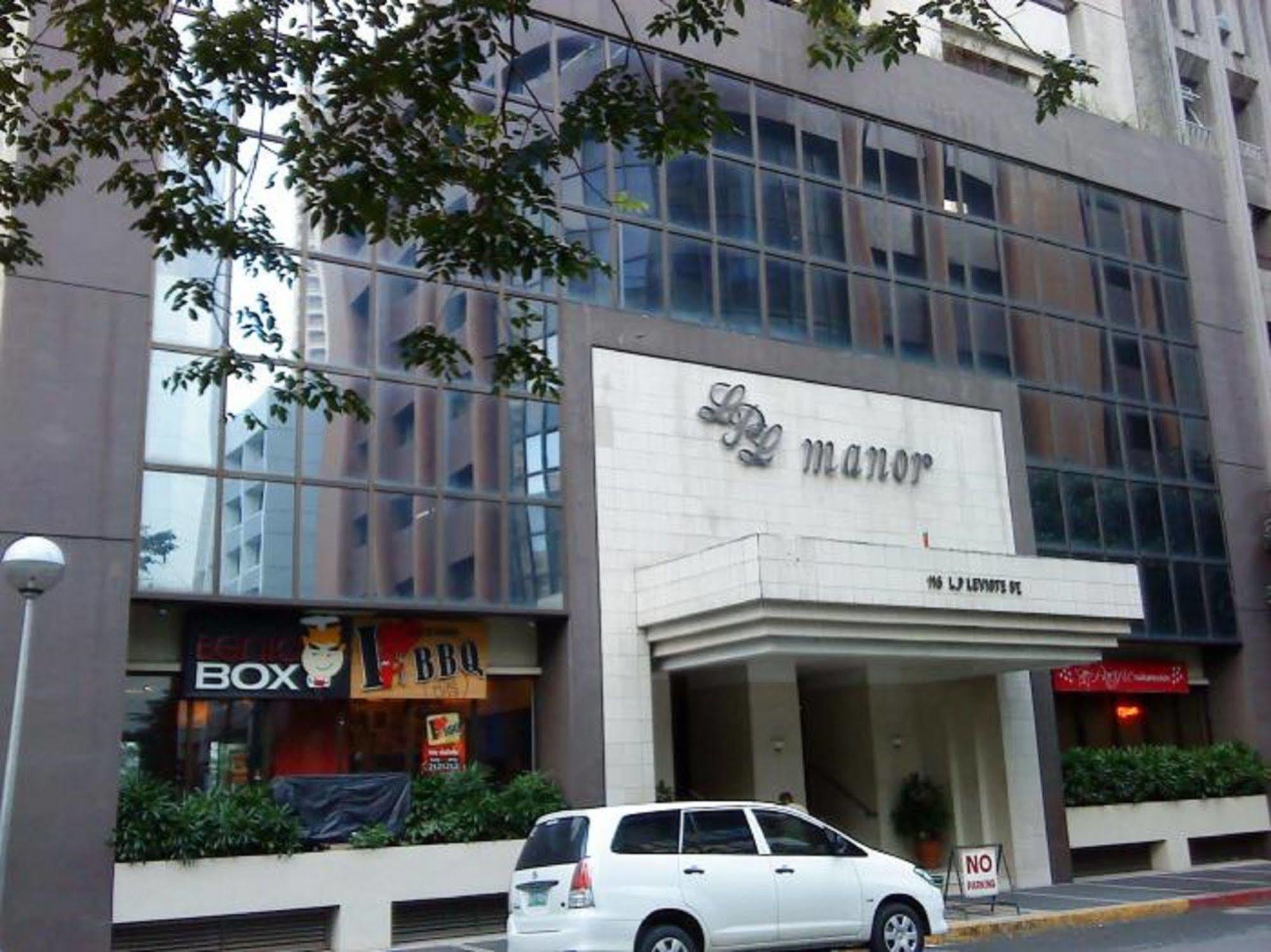 ซัลเซโด สวีทส์ Aparthotel Makati City ภายนอก รูปภาพ
