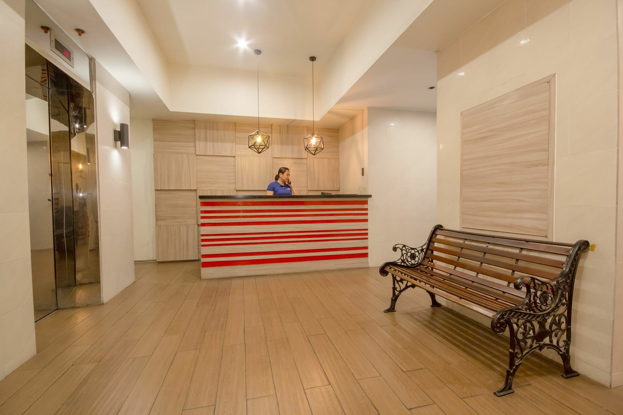ซัลเซโด สวีทส์ Aparthotel Makati City ภายนอก รูปภาพ
